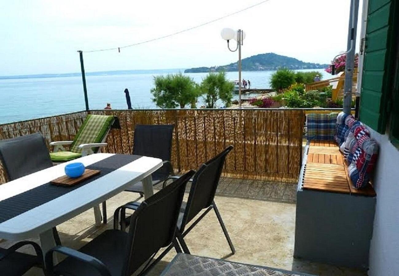 Holiday Home Villa Jadran - 10 M From Beach Преко Екстериор снимка