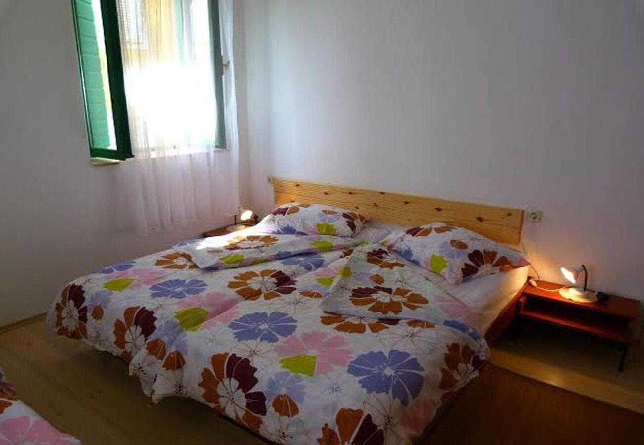 Holiday Home Villa Jadran - 10 M From Beach Преко Екстериор снимка