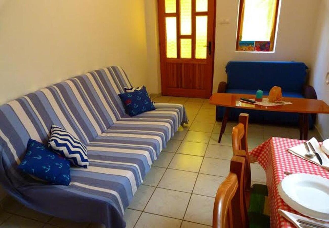 Holiday Home Villa Jadran - 10 M From Beach Преко Екстериор снимка