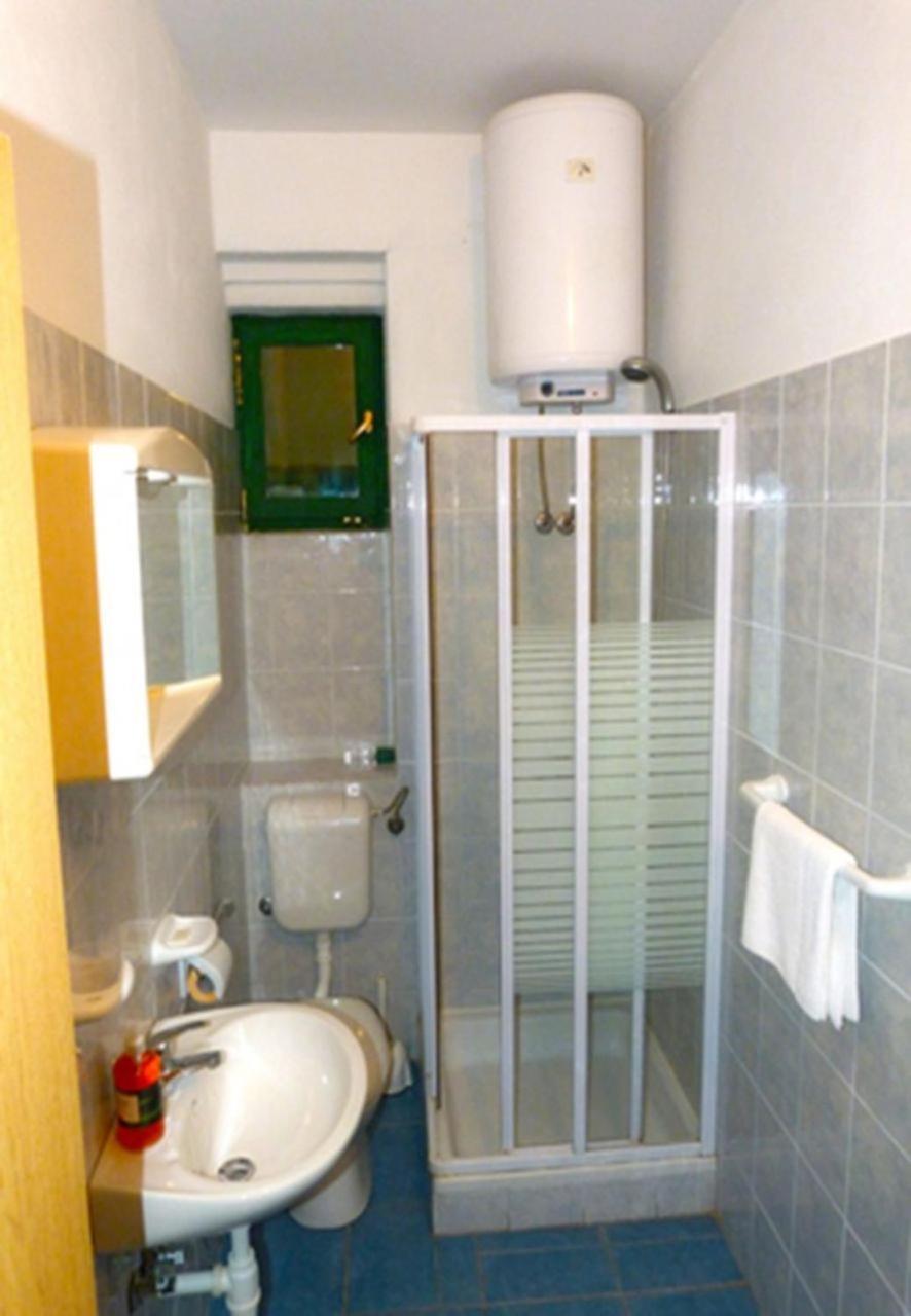 Holiday Home Villa Jadran - 10 M From Beach Преко Екстериор снимка